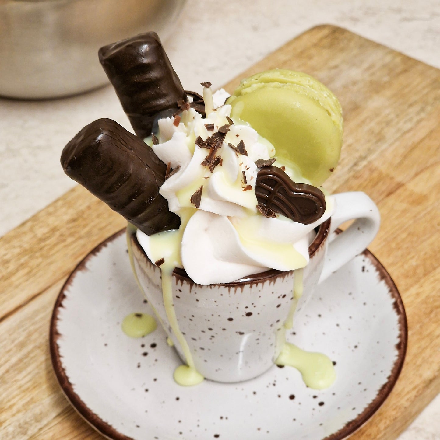 Espresso Pistachio Kerze